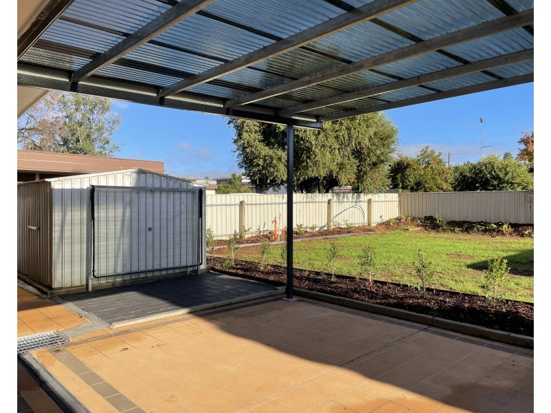 6 Cregan Place, Griffith NSW 2680