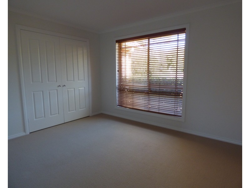 1/15 Robertson Street, Griffith NSW 2680