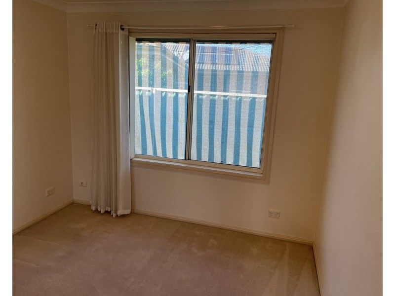 17 Robrick Close, Griffith NSW 2680