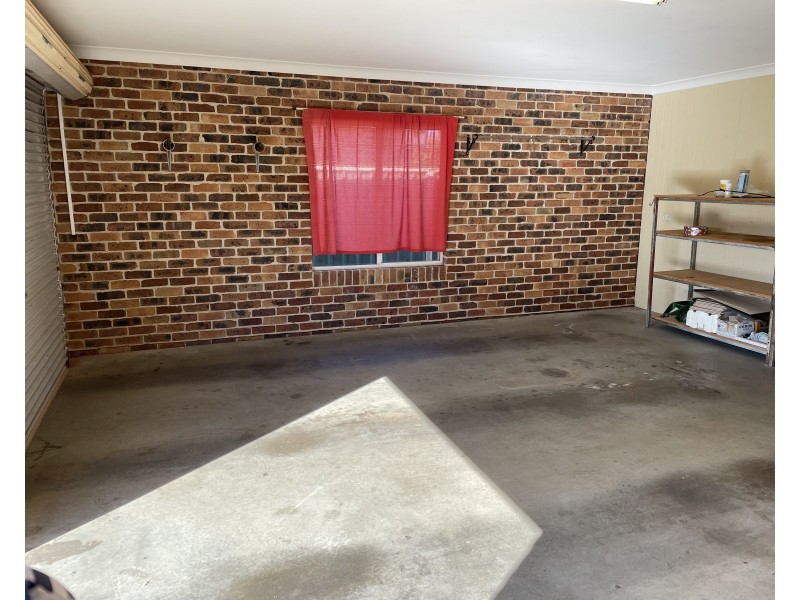 17 Robrick Close, Griffith NSW 2680