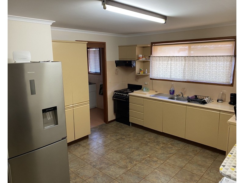 3/289 Wakaden Street, Griffith NSW 2680