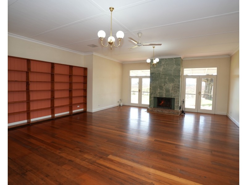 101 Pratt Road, Yenda NSW 2681