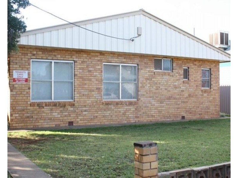 4/7 Doongara Street, Griffith NSW 2680