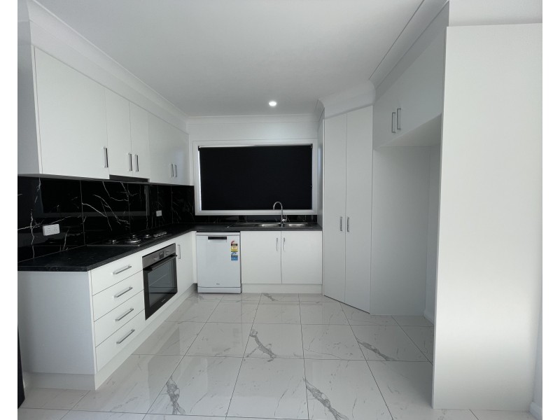 2/4 Capello Close, Griffith NSW 2680