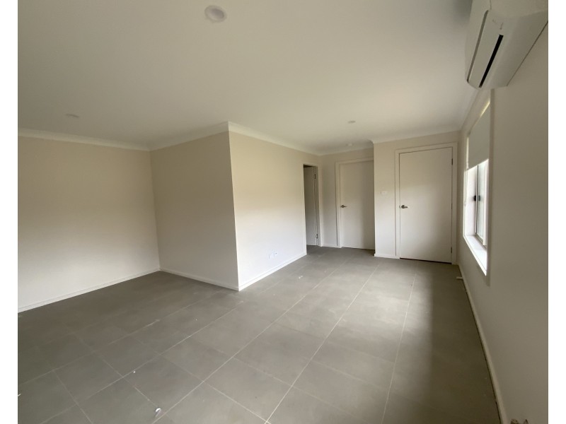 43 Walla Avenue, Griffith NSW 2680