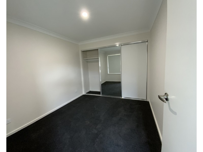 43 Walla Avenue, Griffith NSW 2680