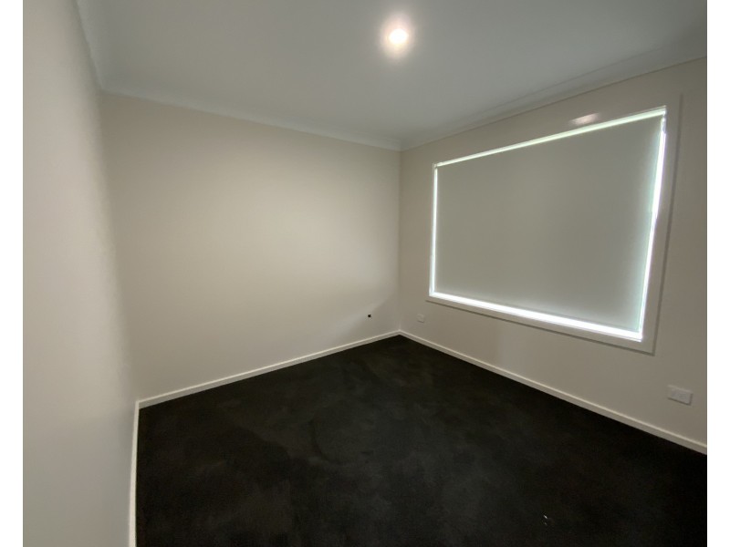 43 Walla Avenue, Griffith NSW 2680