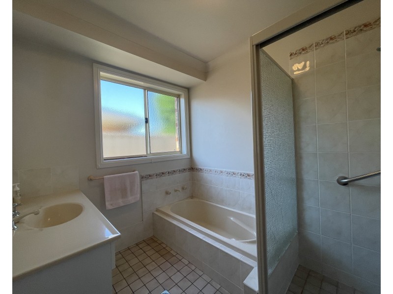 3 Parkwood Court, Griffith NSW 2680