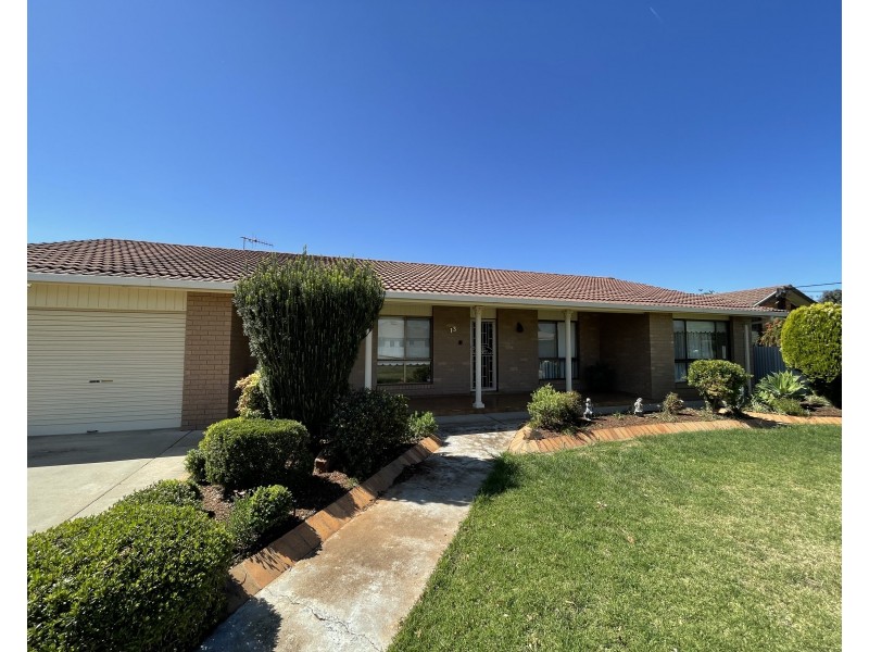 13 Elder Road, Griffith NSW 2680