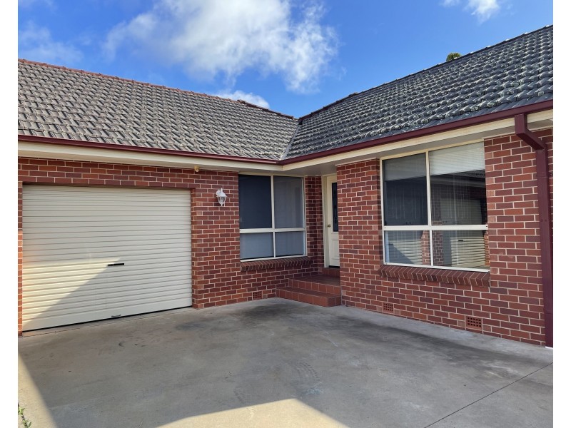 12B Robrick Close, Griffith NSW 2680