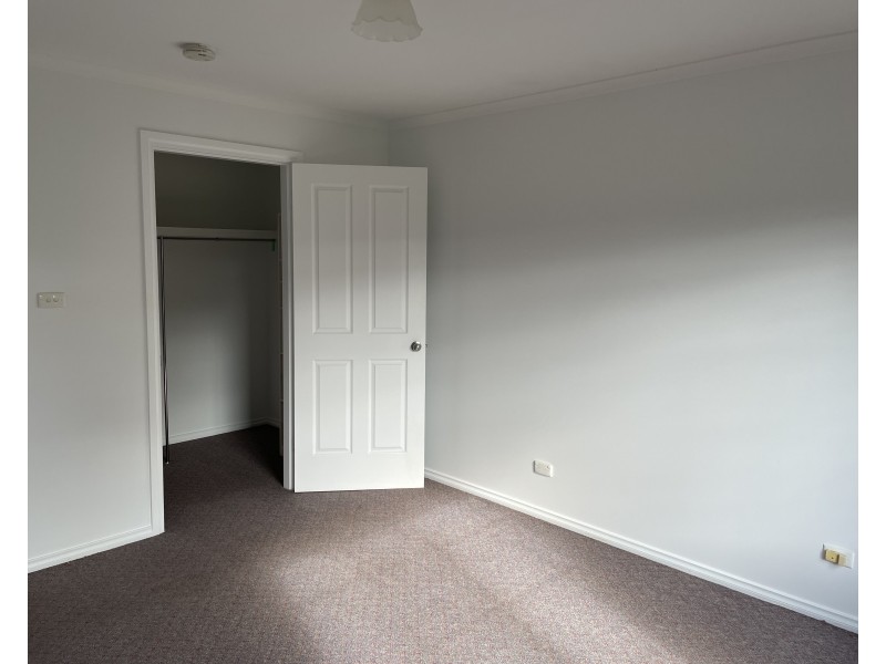 12B Robrick Close, Griffith NSW 2680