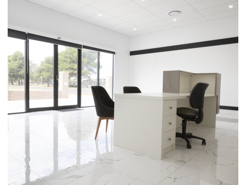 198 Merrigal Street, Griffith NSW 2680