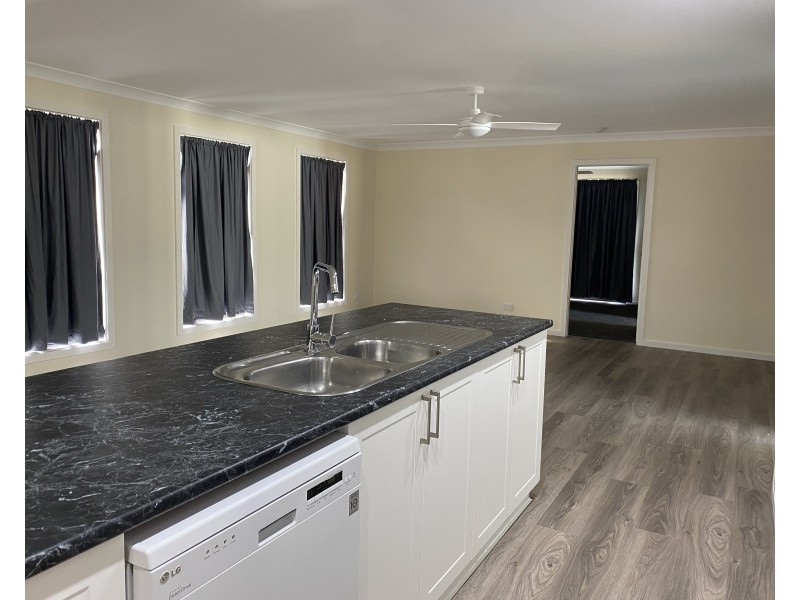 23 Railway Parade, Yenda NSW 2681