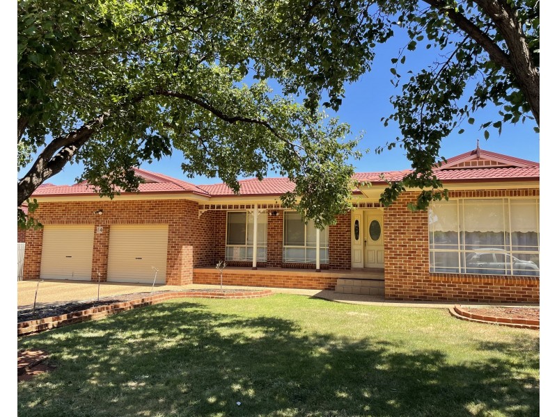 14 Nicholls Street, Griffith NSW 2680