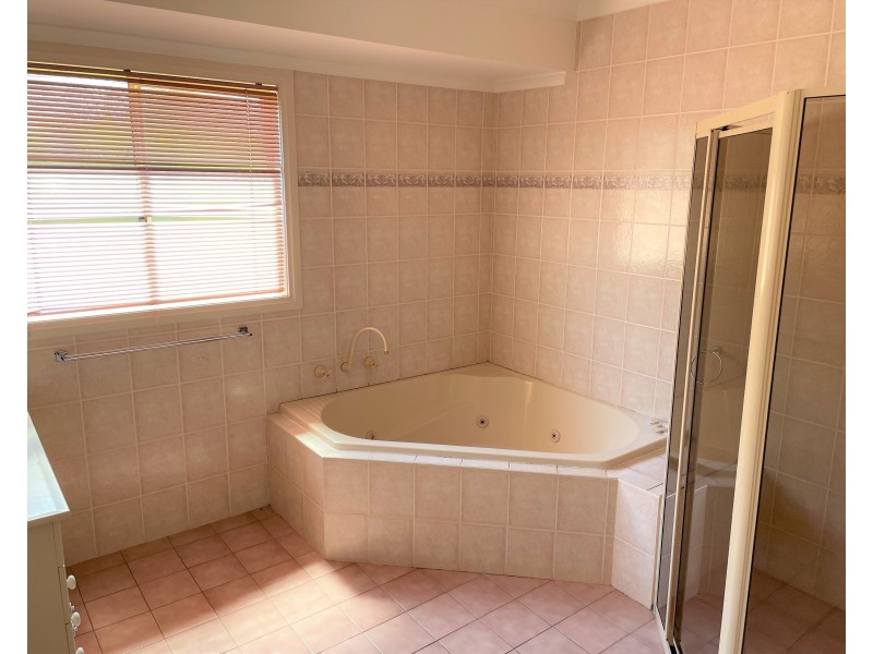 14 Nicholls Street, Griffith NSW 2680