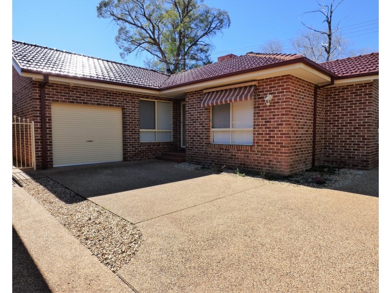 4/3 Boonah Street, Griffith NSW 2680
