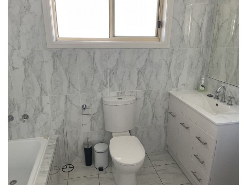 2/192 Yambil Street, Griffith NSW 2680