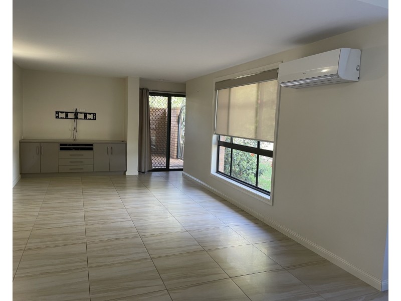 24 Blumer Avenue, Griffith NSW 2680