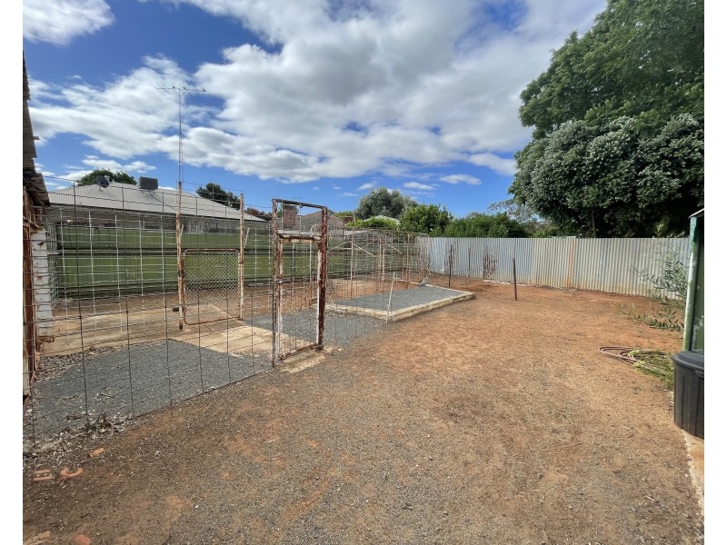 10 Goondooloo Street, Griffith NSW 2680