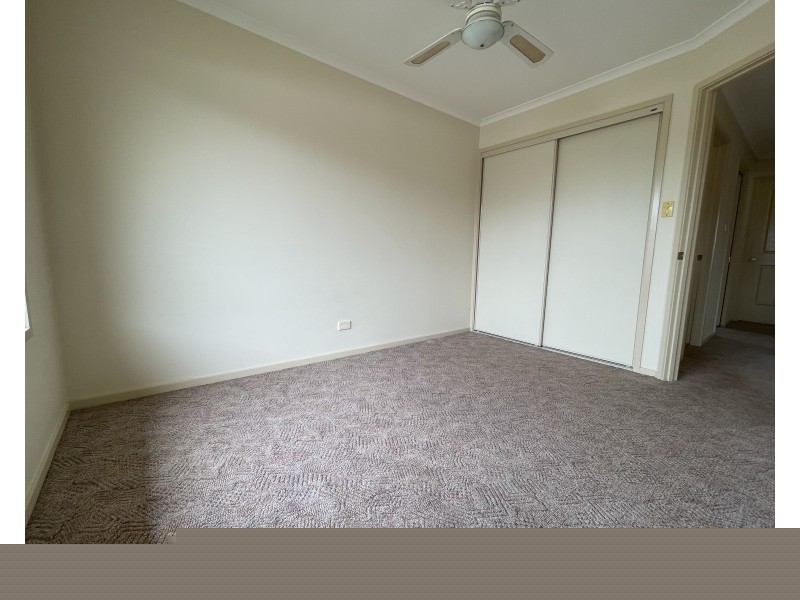 18B Dunvarleigh Crescent, Griffith NSW 2680