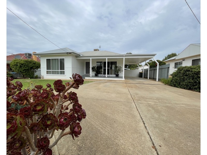 20 Evatt Street, Griffith NSW 2680