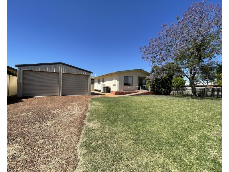 50 Leaver Street, Yenda NSW 2681