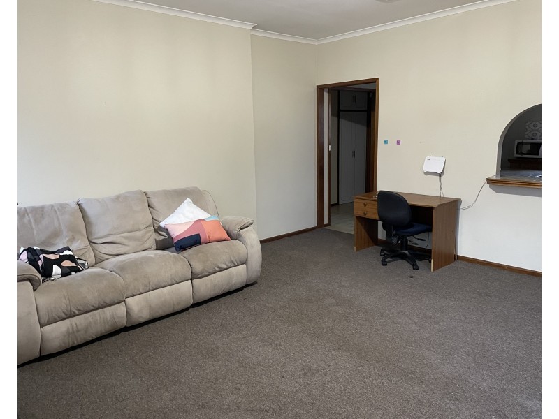 3/110 Benerembah Street, Griffith NSW 2680