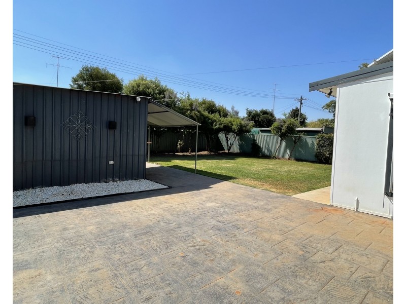 27 Kooba Street, Griffith NSW 2680
