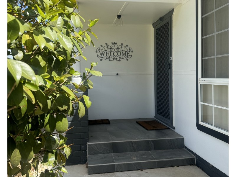 27 Kooba Street, Griffith NSW 2680