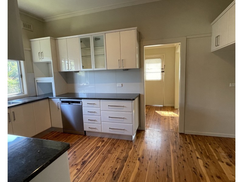 27 Kooba Street, Griffith NSW 2680