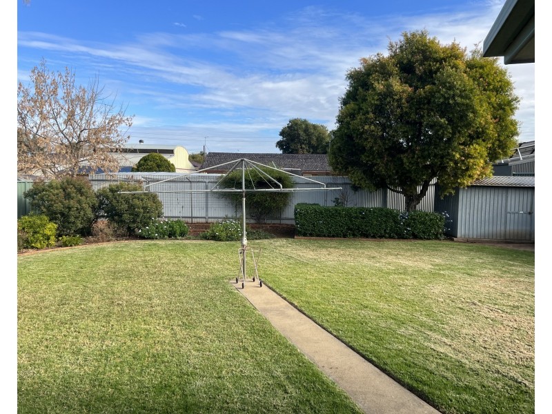 16 Ledgerwood Street, Griffith NSW 2680