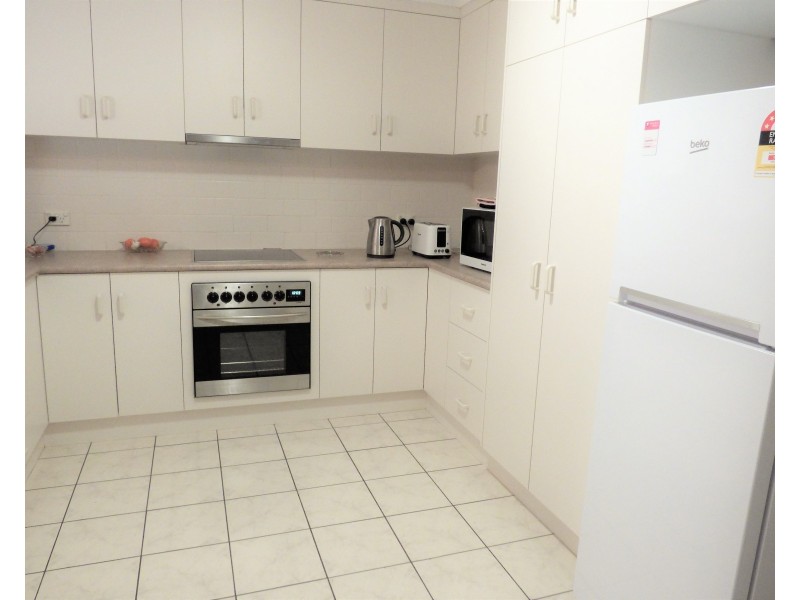 1/13 Leaver Street, Yenda NSW 2681