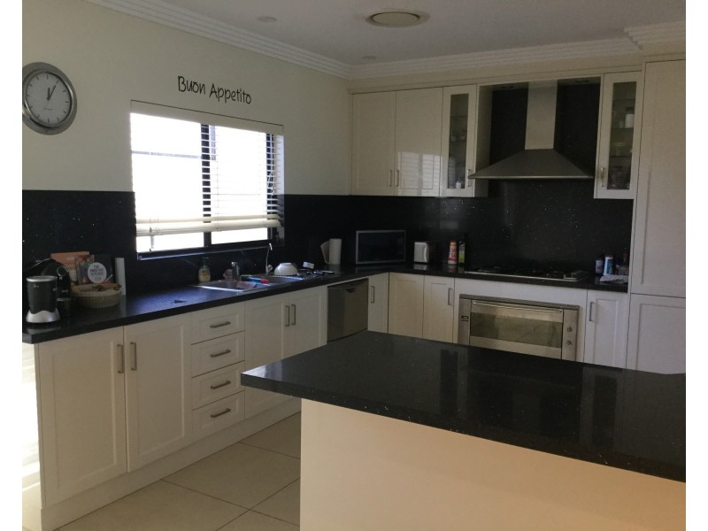 10 Altin Street, Griffith NSW 2680