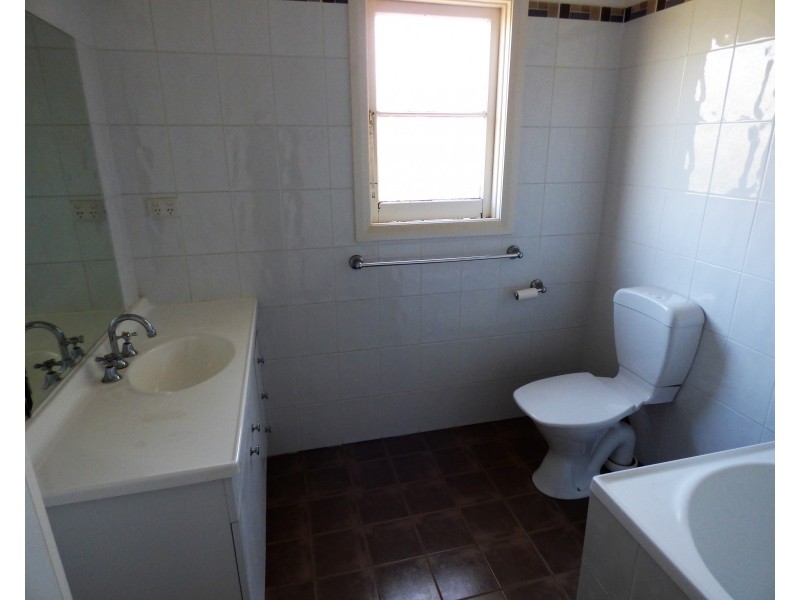10 Illilliwa Street, Griffith NSW 2680