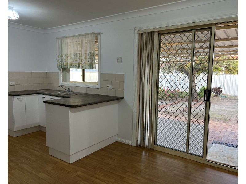 20 Tubbo Crescent, Griffith NSW 2680