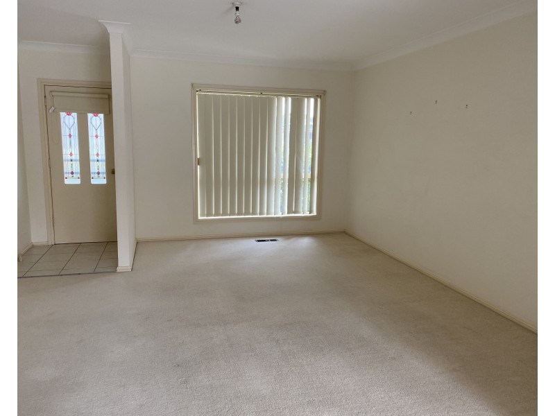 17A Clifton Boulevard, Griffith NSW 2680