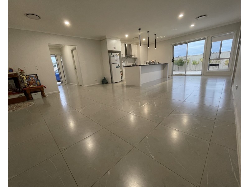 18 Lanza Grove, Griffith NSW 2680