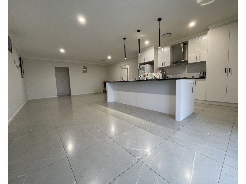 18 Lanza Grove, Griffith NSW 2680