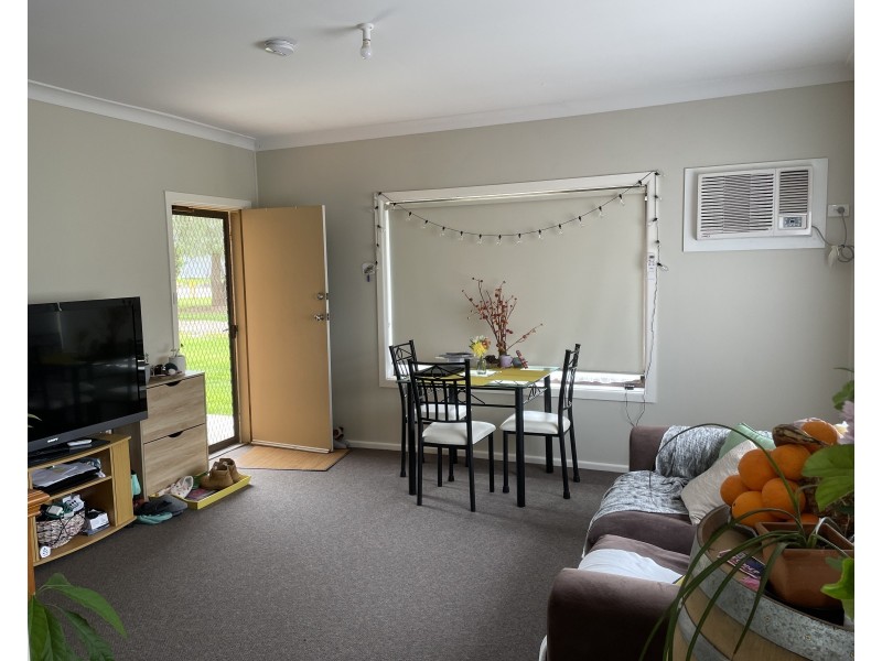 4/33 Park Street, Yenda NSW 2681