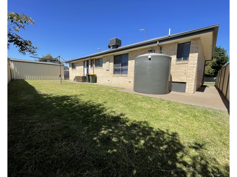 50 Leaver Street, Yenda NSW 2681