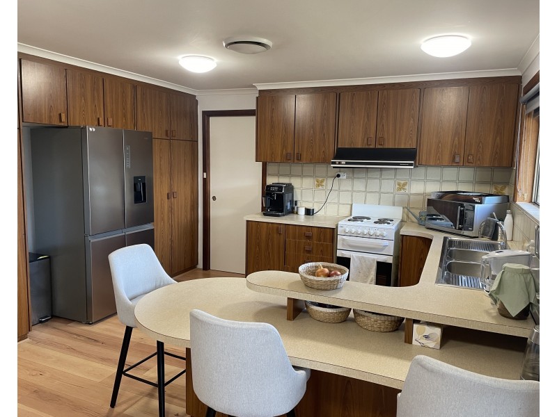 1 Rhoda Place, Yoogali NSW 2680