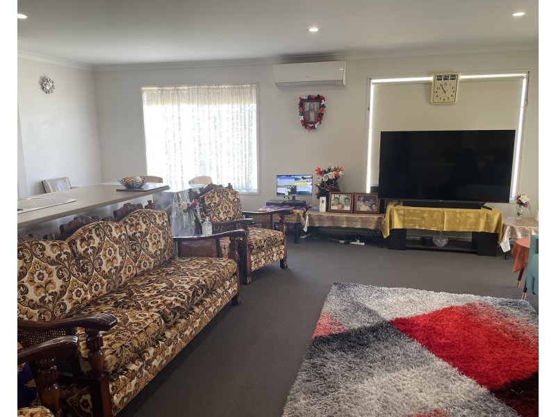 27 Middleton Avenue, Griffith NSW 2680