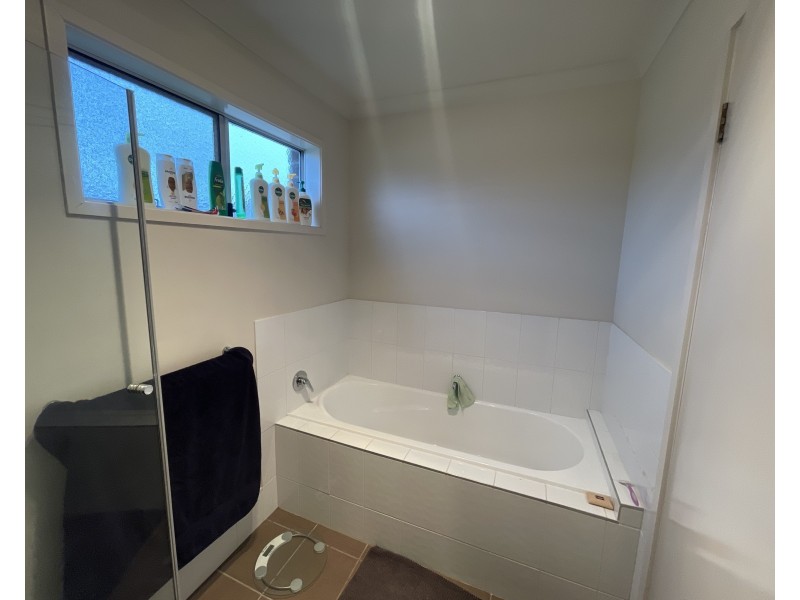 27 Middleton Avenue, Griffith NSW 2680