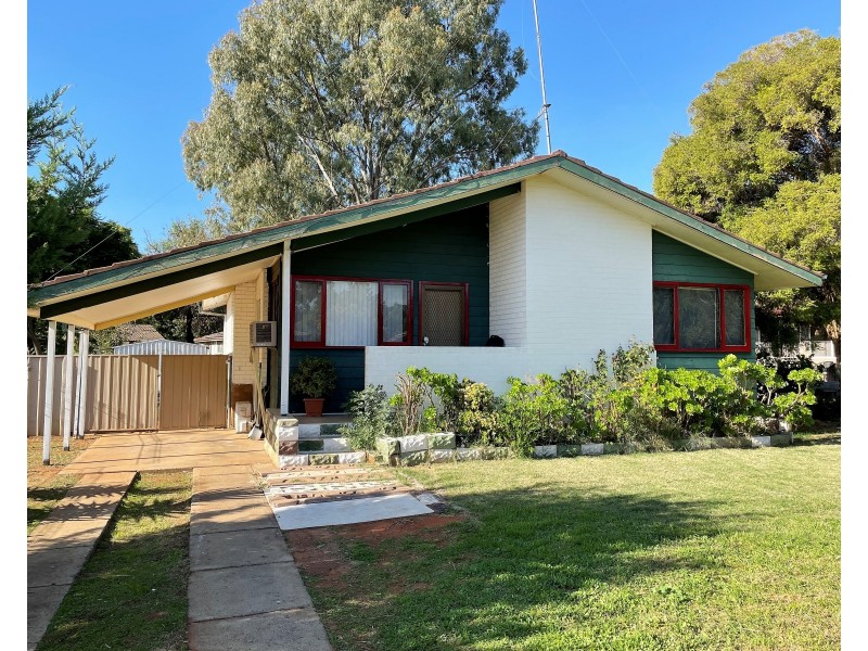 40 Heath Crescent, Griffith NSW 2680