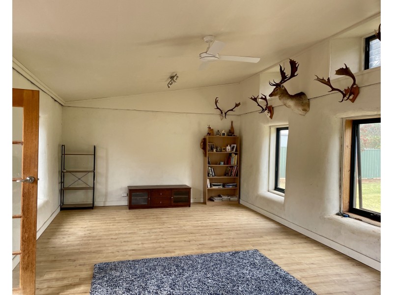 59 Schwab Road, Yenda NSW 2681