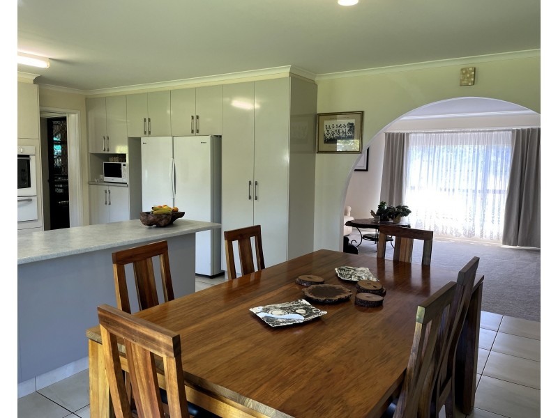 16 Lowde Street, Nericon NSW 2680