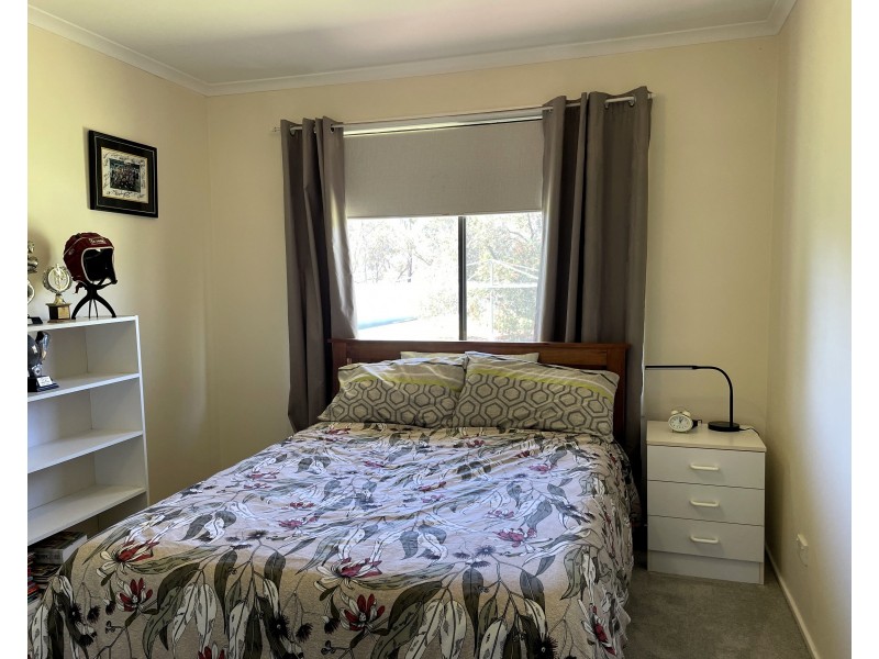 16 Lowde Street, Nericon NSW 2680