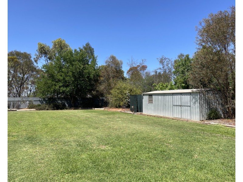 16 Lowde Street, Nericon NSW 2680