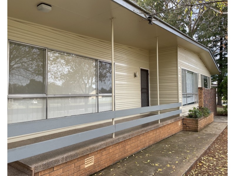 28-30 Grey Street, Griffith NSW 2680