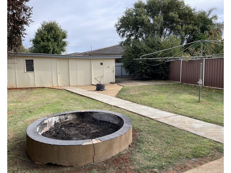 28-30 Grey Street, Griffith NSW 2680